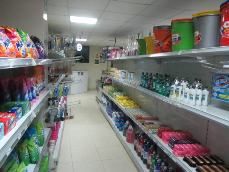 Gondolas-metalicas-para-tiendas-minimarket-retail-lima-peru-inntecmetal