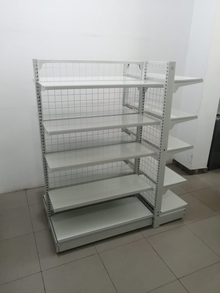 Incluye 01 Bandeja Base